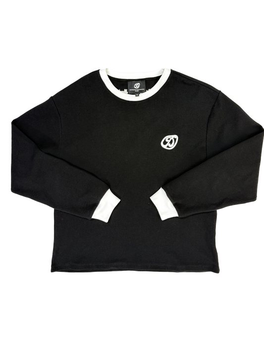 BLACK LONGSLEEVE