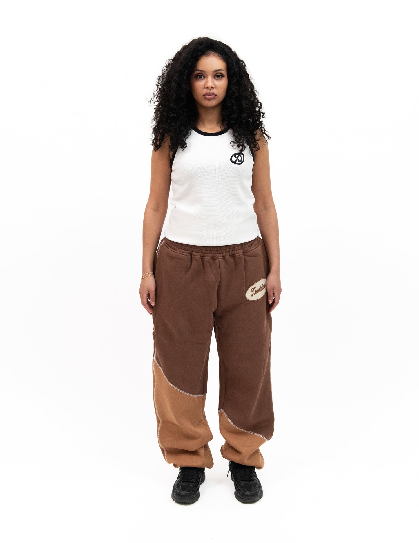 JOGGER BROWN