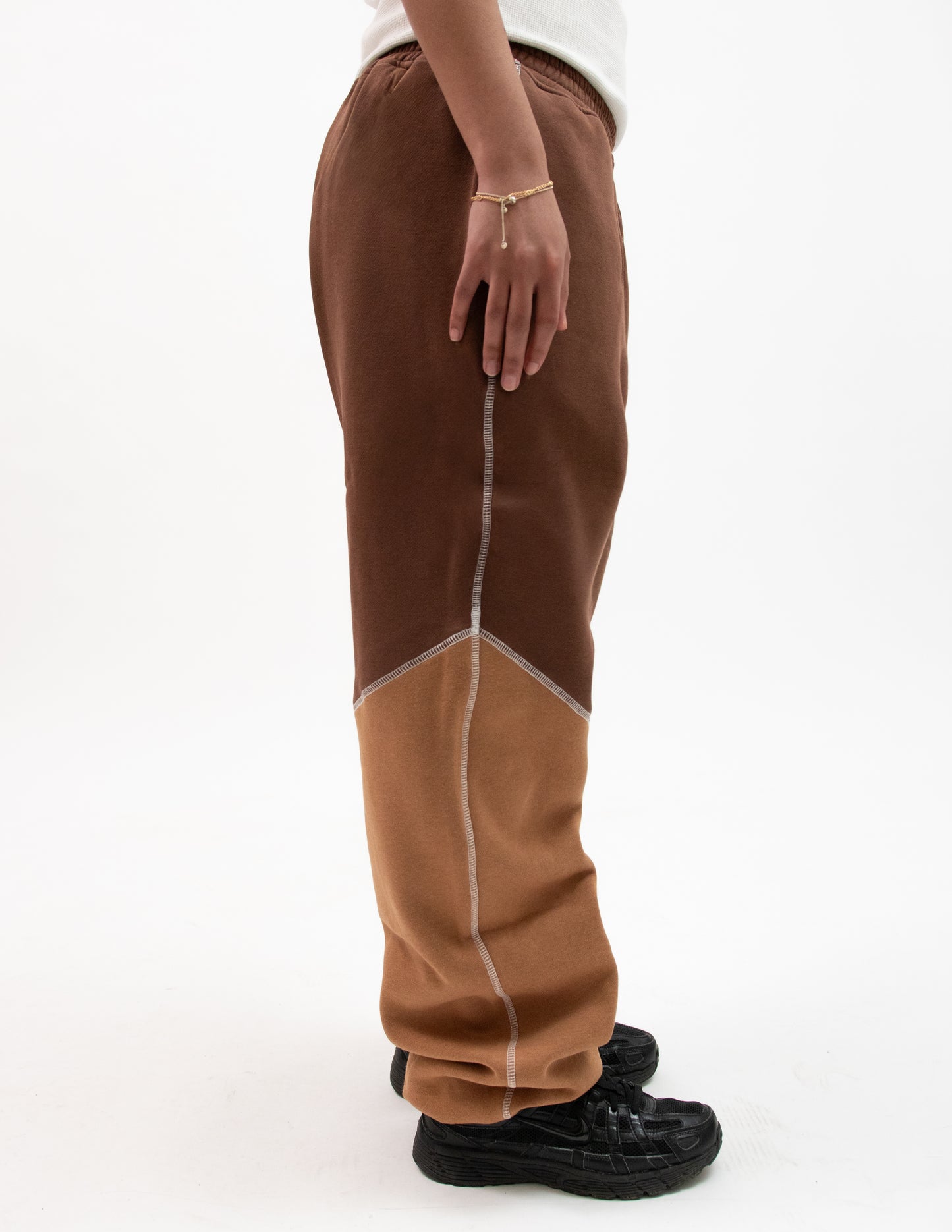 JOGGER BROWN
