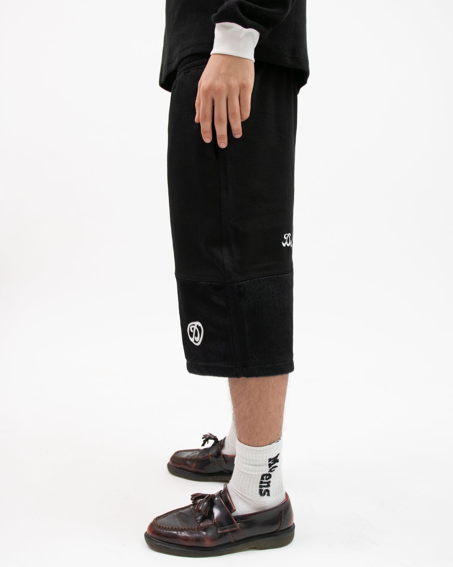 BLACK SHORTS