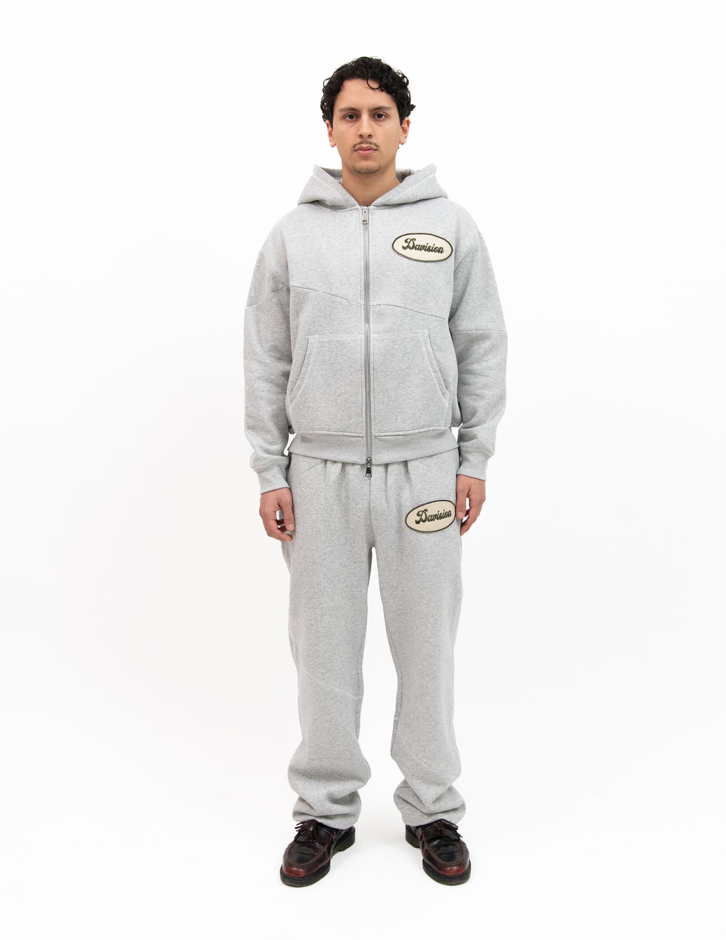 TRACKY GREY