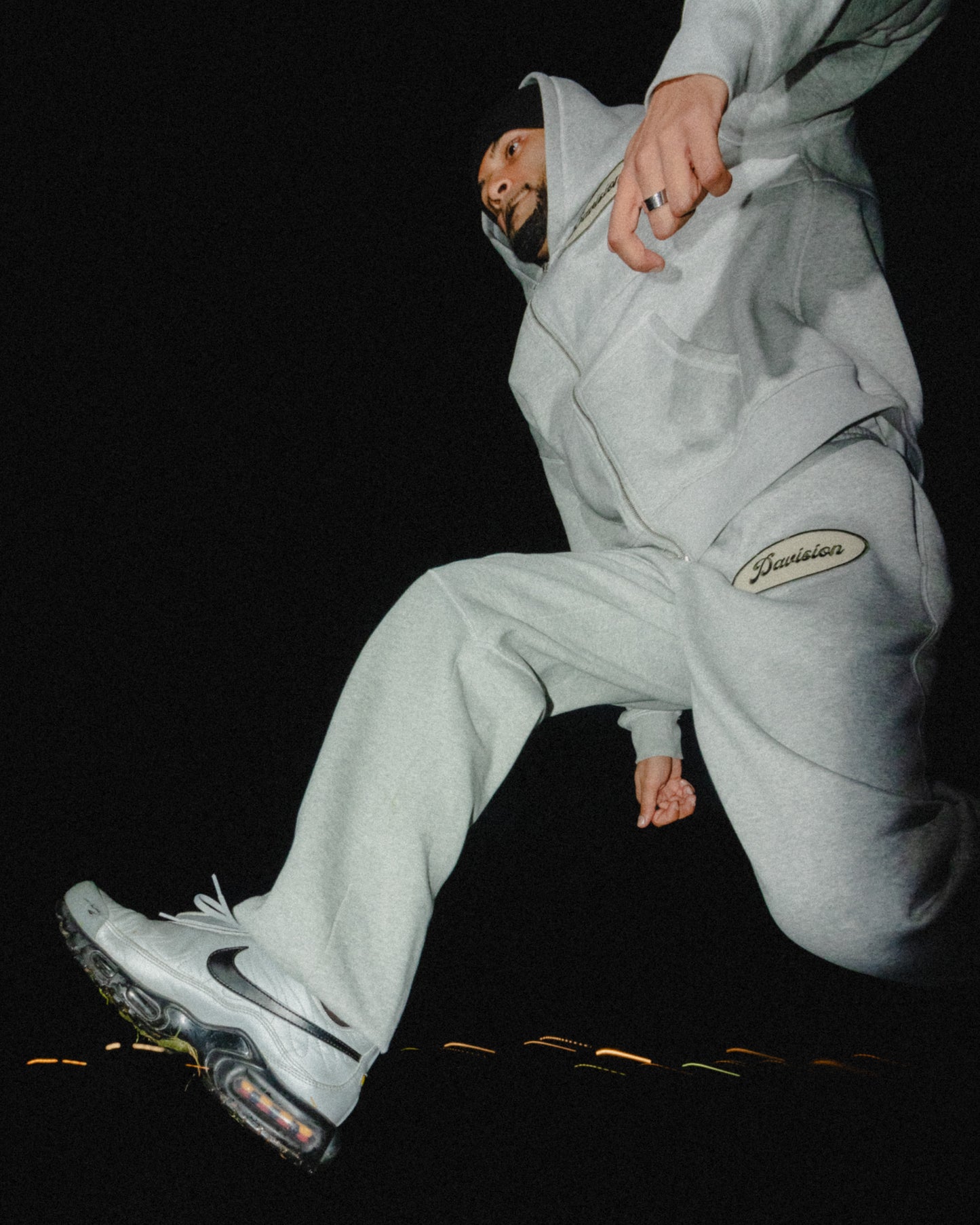 TRACKY GREY